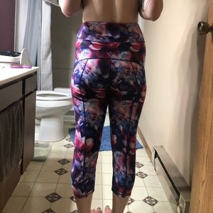 Fashion To Figure High Waisted Cropped Leggings